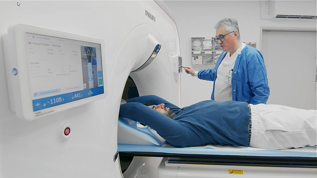 Neuer KI-fähiger CT-Scanner Foto des CT-Scanners CT 5300 von Philips