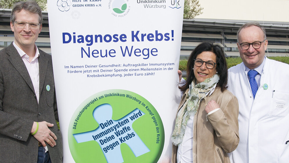 crowdfunding_Gabriele_Nelkenstock_Dr_Thomas_Bumm_links_Prof_Hermann_Einsele_Bild_Universitaetsklinikum_Wuerzburg_26042016.jpg Crowdfunding