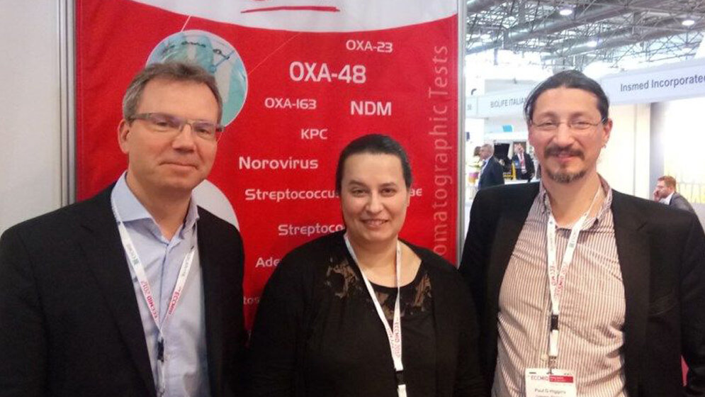 Koelner_Team_von_links_Alexander_Klimka_Sonja_Mertins_Paul_Higgins_Uniklinik_Koeln_Klimka.jpg Kölner Team