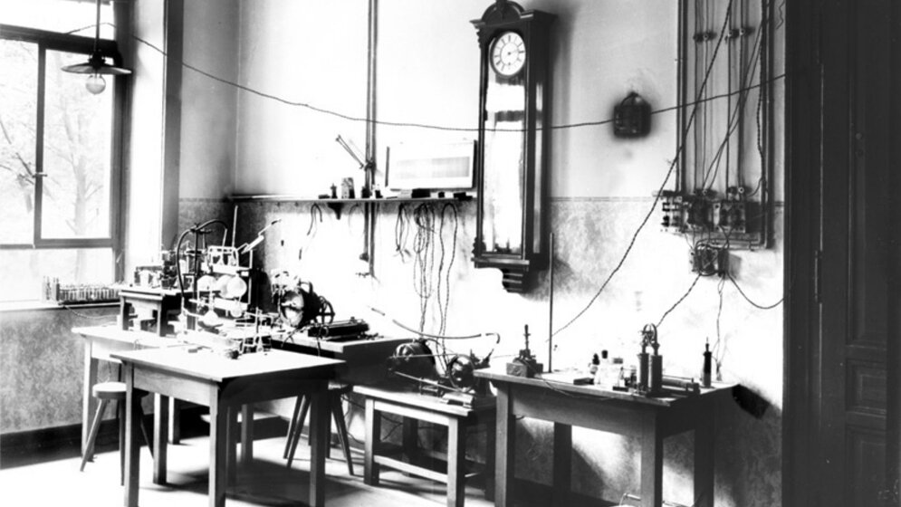 Labor_Roentgen_996_560.jpg Labor von Wilhelm Conrad Röntgen