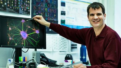 Professor_Frank_Edenhofer_Stammzellen_zur_Heilung_Foto_Vera_Katzenberger_05042016.jpg Professor Frank Edenhofer