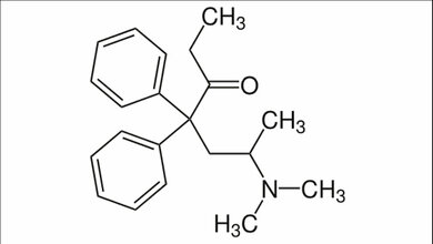Strukturformel_Methadon_Leyo_eigenes_Werk_gemeinfrei.jpg Strukturformel Methadon