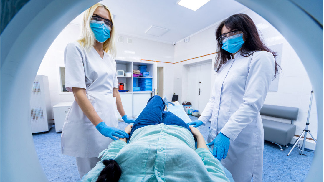 Radiologie.jpg Szene aus der Radiologie