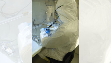 Dario_Ramirez.jpg Darío Ramirez bei Laborarbeiten