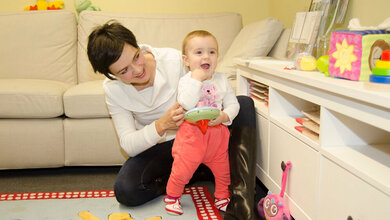 Wissenschaftler_beobachteten_eine_Freispiel_Interaktion_zwischen_Muettern_und_ihren_Kindern_MPI_CBS.jpg Wissenschaftler beobachteten eine Freispiel-Interaktion