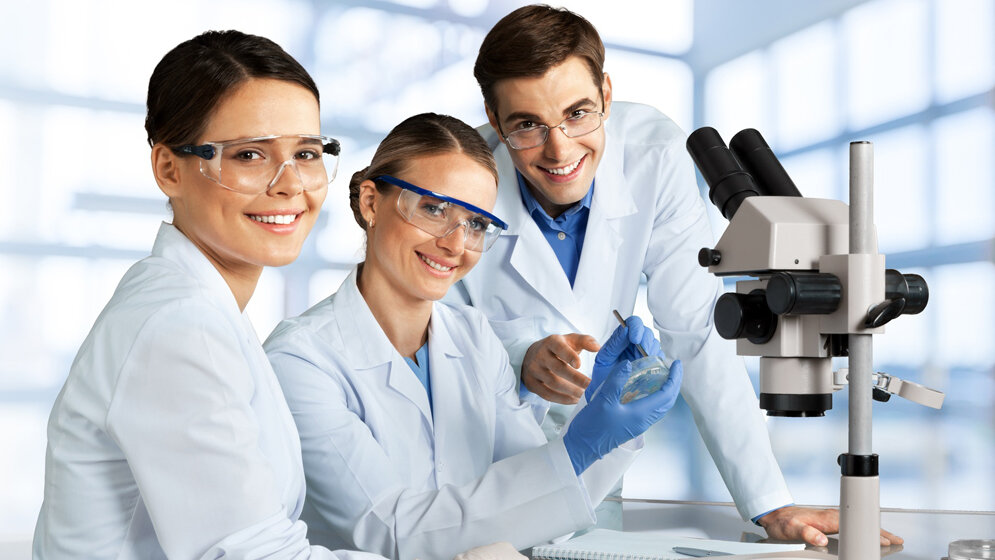 Fotolia_102433969_im_Labor_Mikroskop_BillionPhotos_com_10032016.jpg Weltkongress