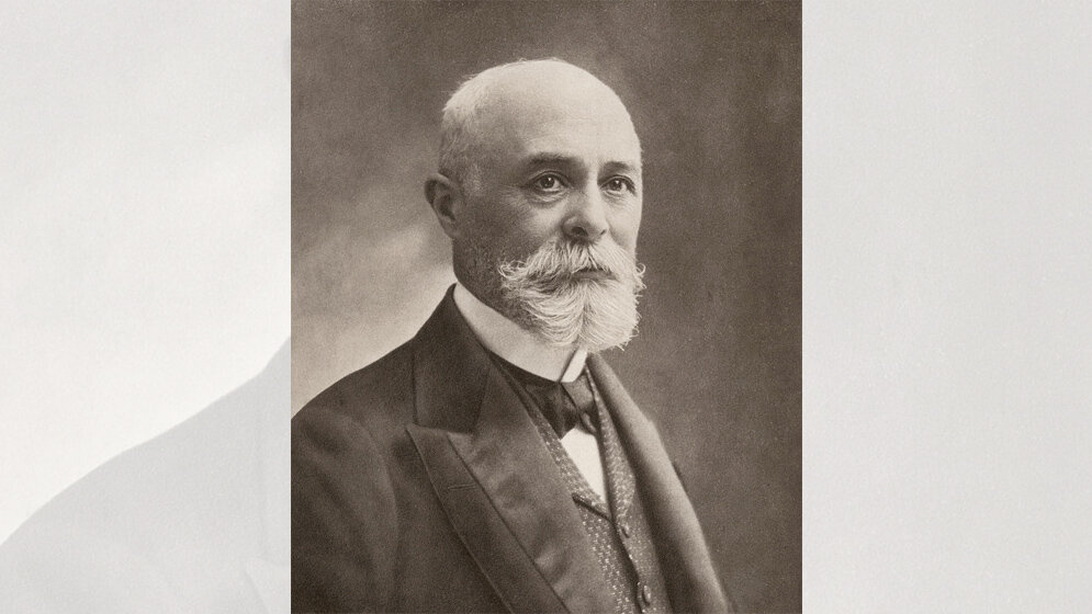 Antoine_Henri_Becquerel__by_Paul_Nadar_Public_Domain_Wikimedia.jpg Antoine-Henri Becquerel