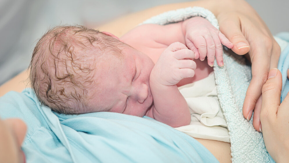 Neugeborenes_freepeoplea_Fotolia.jpg Zu viel Stress vor der Geburt hat Folgen für das Kind