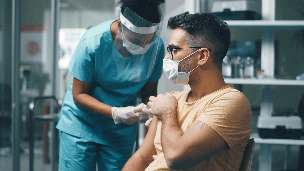 AdobeStock_401047356.gif COVID-19-Impfung